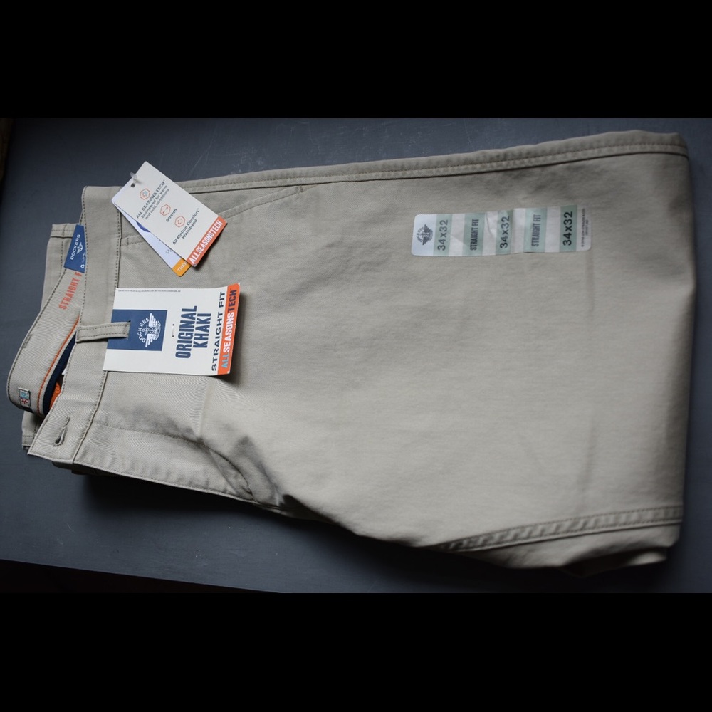 NWT Dockers Straight Fit Signature Khakis - Picture 5 of 10